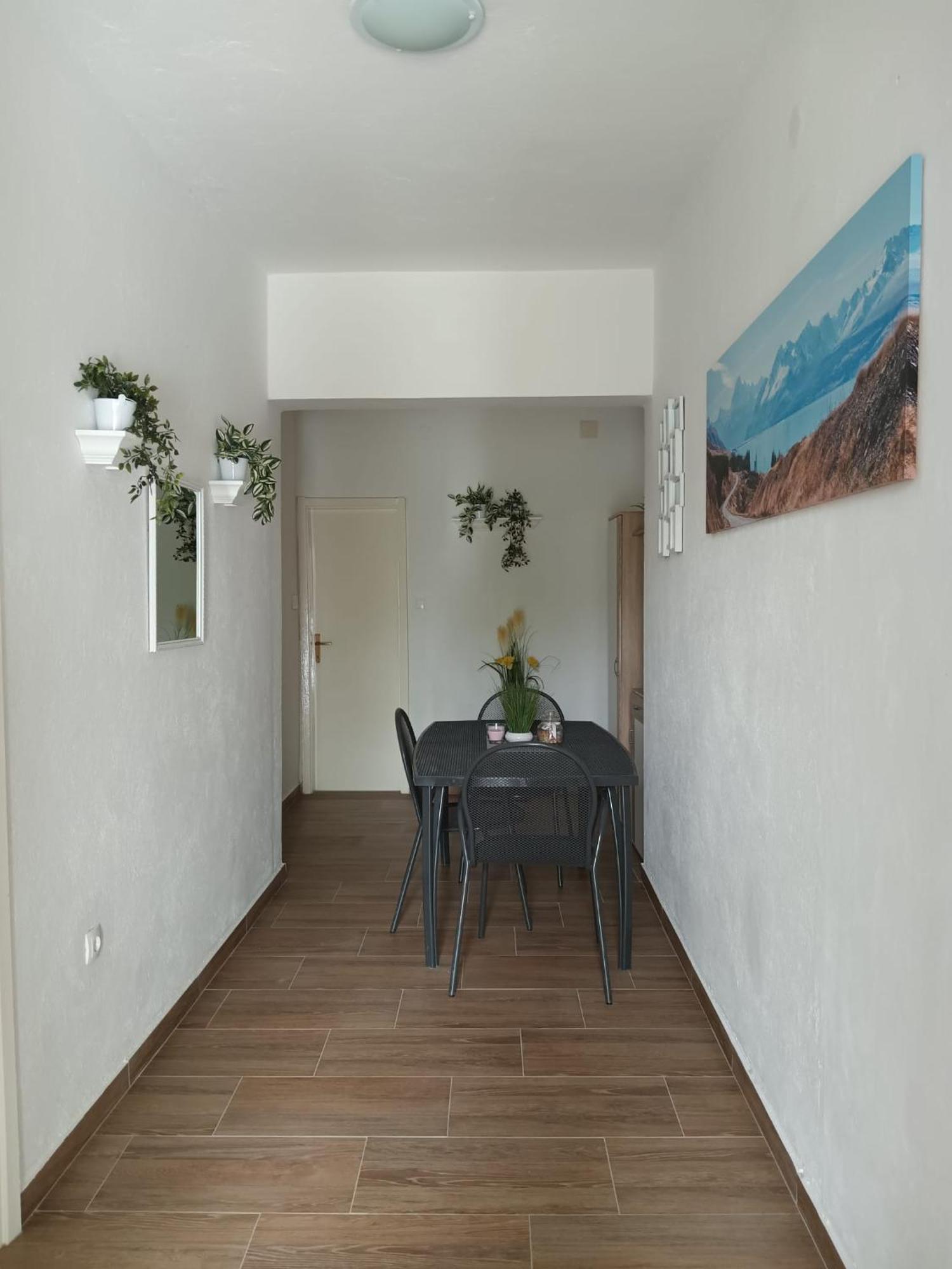 Apartmani Tomić Seline Bagian luar foto