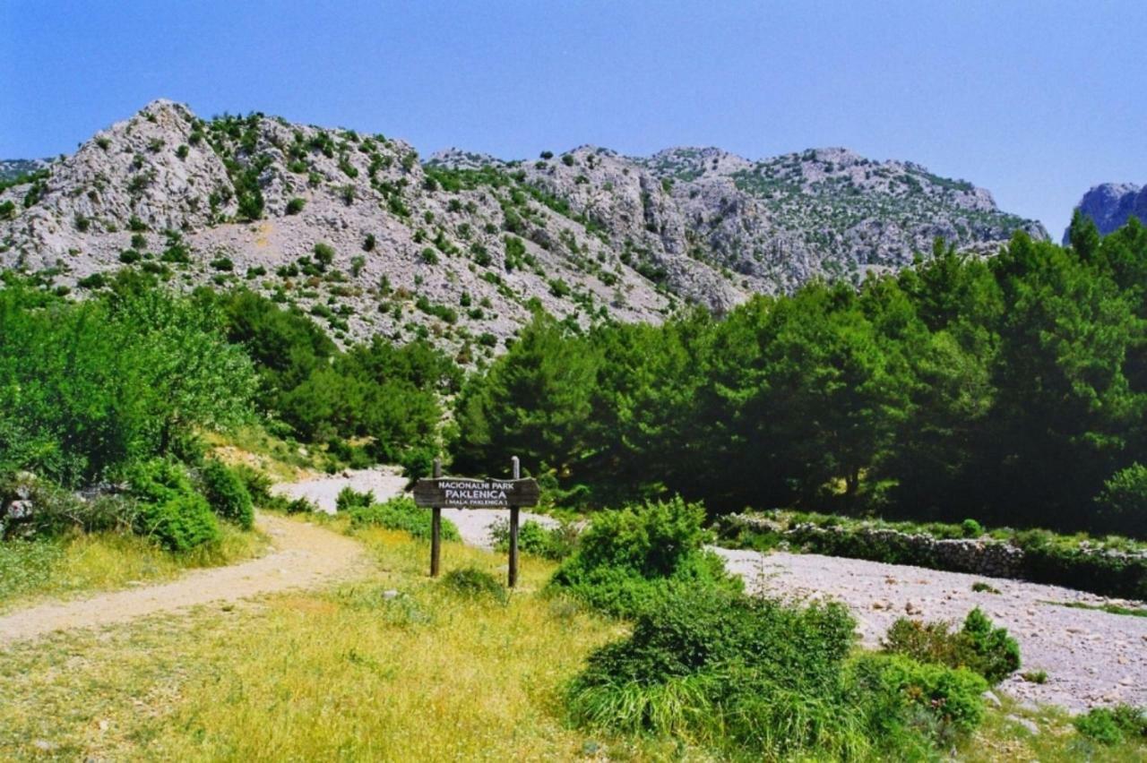 Apartmani Tomić Seline Bagian luar foto